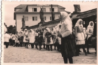 Velehrad - poutníci.jpg 